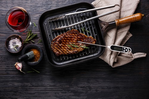 Best-designed BBQ Gifts for Men Meat Temperature & Meat 